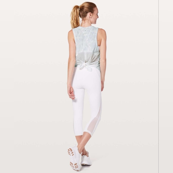 Lululemon Ace Tank - Picture 5 of 6